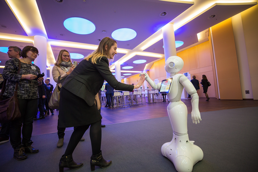 Die IHK Nord Westfalen lädt zu Veranstaltung "Kollege Roboter“ ein