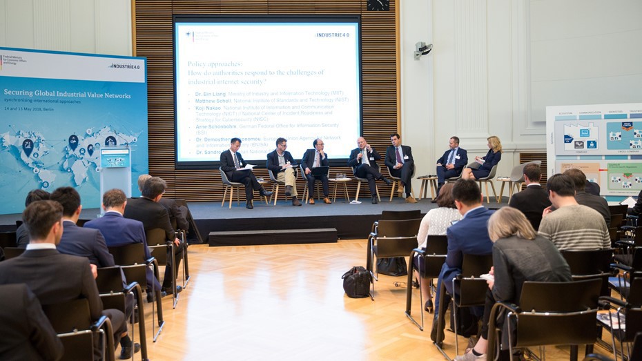 Internationales Panel auf der Konferenz Securing Global Industrial Value Chains